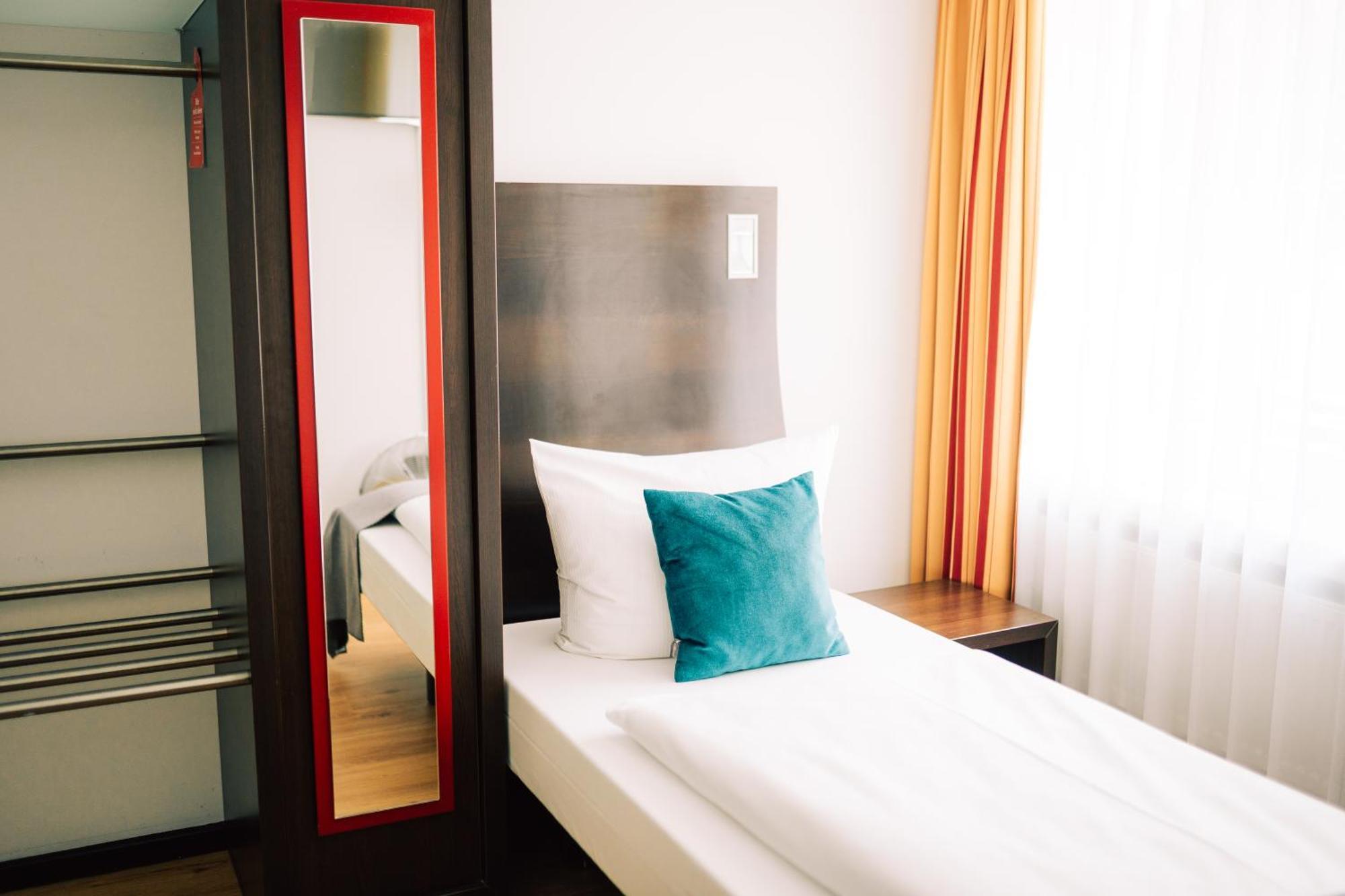 Daemeritzseehotel, Berlin